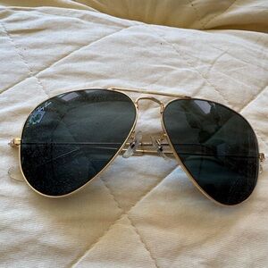 Ray-Ban Classic Gold Frame Sunglasses